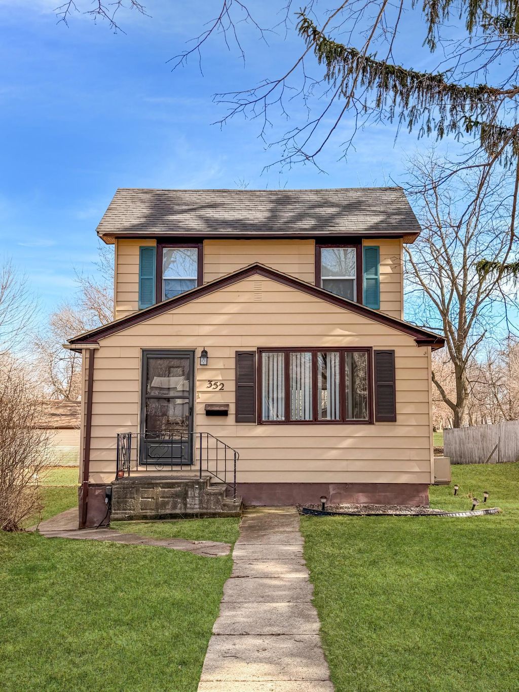 Photo of 352 3rd Street, Tracy, MN 56175 (MLS # 7033634)