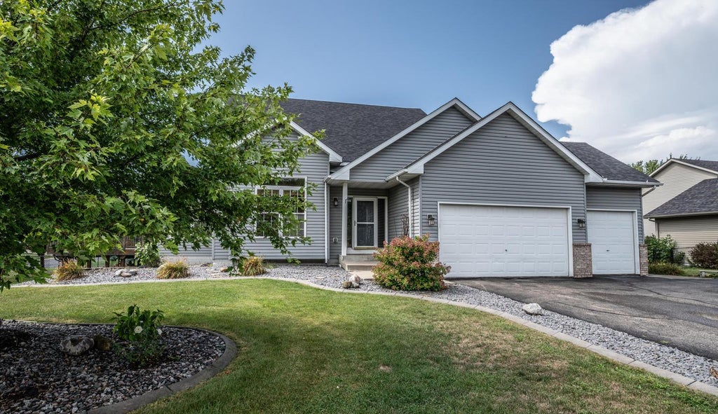 Photo of 17091 Fairhill Avenue, Farmington, MN 55024 (MLS # 7138558)