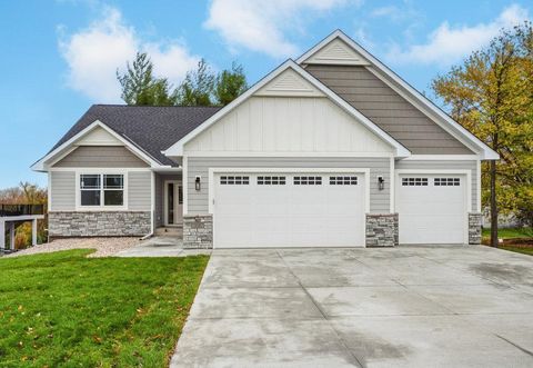 15587 Hampshire Avenue S Savage MN 55378