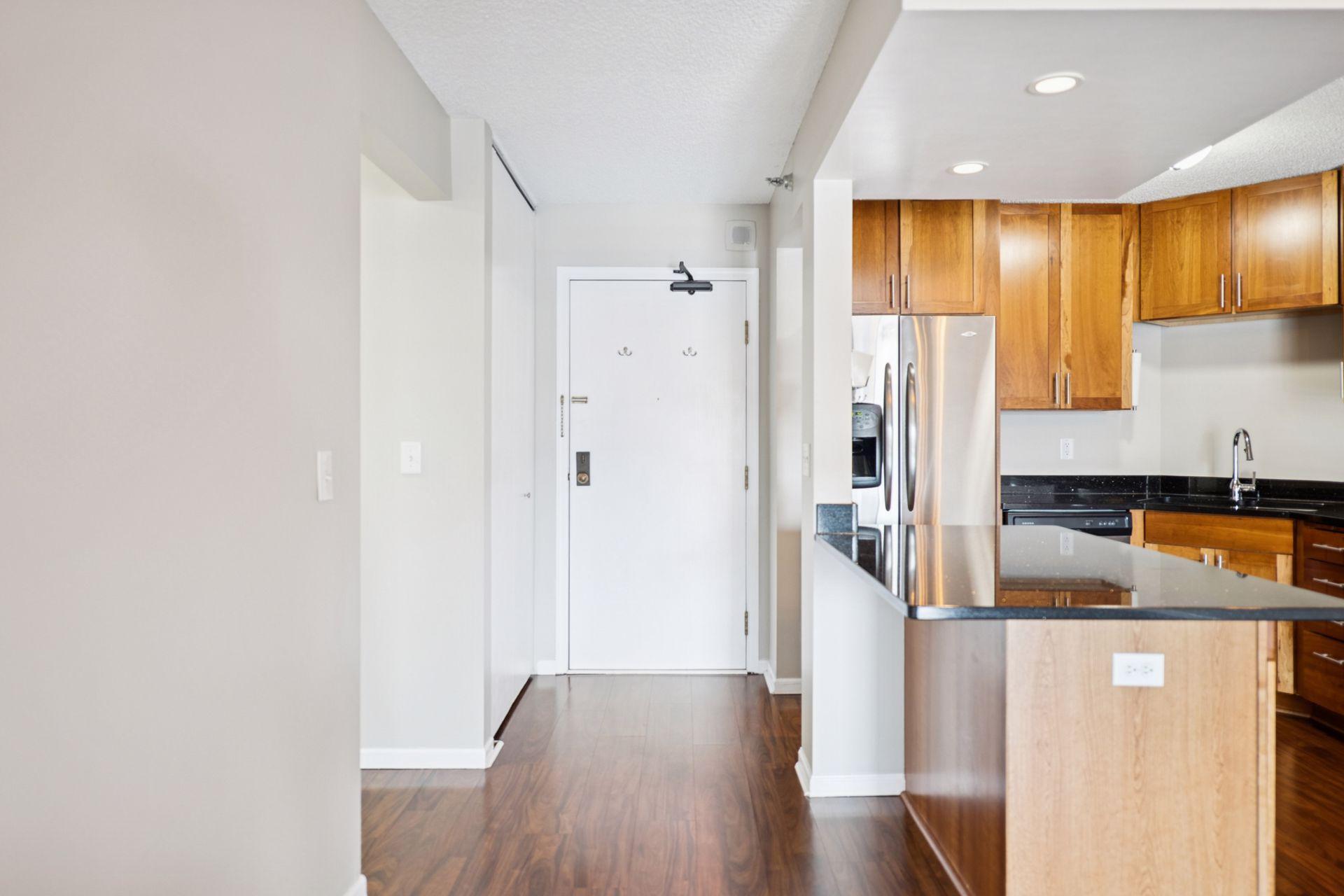 401 S 1st Street 1306