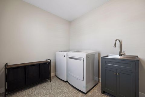 Tiny photo for 10693 39th Street N, Lake Elmo, MN 55042 (MLS # 7012497)