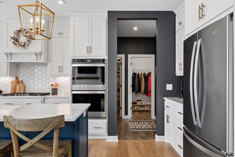 Tiny photo for 10693 39th Street N, Lake Elmo, MN 55042 (MLS # 7012497)