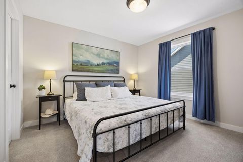 Tiny photo for 10693 39th Street N, Lake Elmo, MN 55042 (MLS # 7012497)