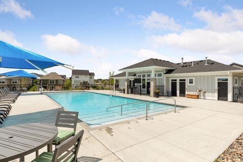 Tiny photo for 10693 39th Street N, Lake Elmo, MN 55042 (MLS # 7012497)