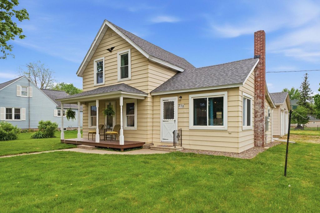 Photo of 278 Chestnut Street NE, Mazeppa, MN 55956 (MLS # 7080107)