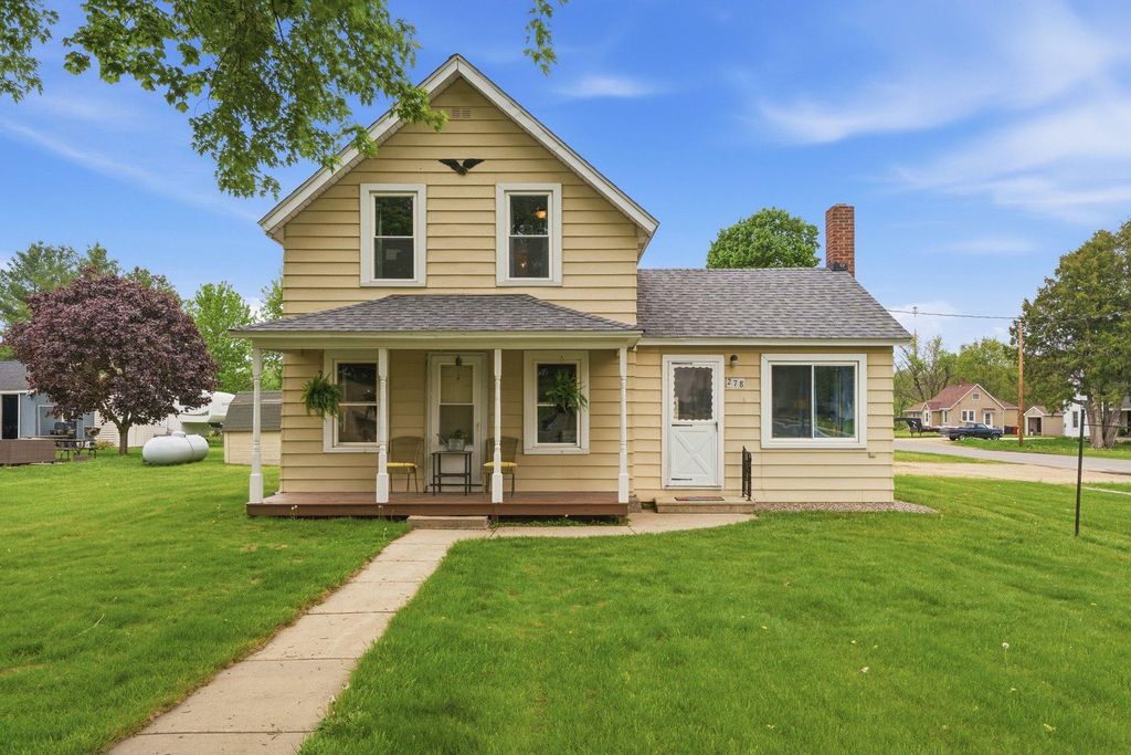 Photo of 278 Chestnut Street NE, Mazeppa, MN 55956 (MLS # 7080107)