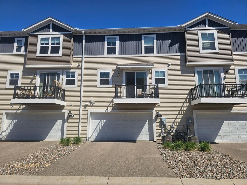 Photo of 2317 Mckenney Way, North Saint Paul, MN 55109 (MLS # 7072003)