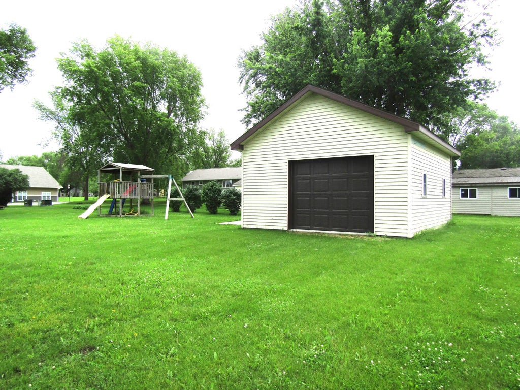 Photo of 1333 Walnut Street, Dawson, MN 56232 (MLS # 7142564)