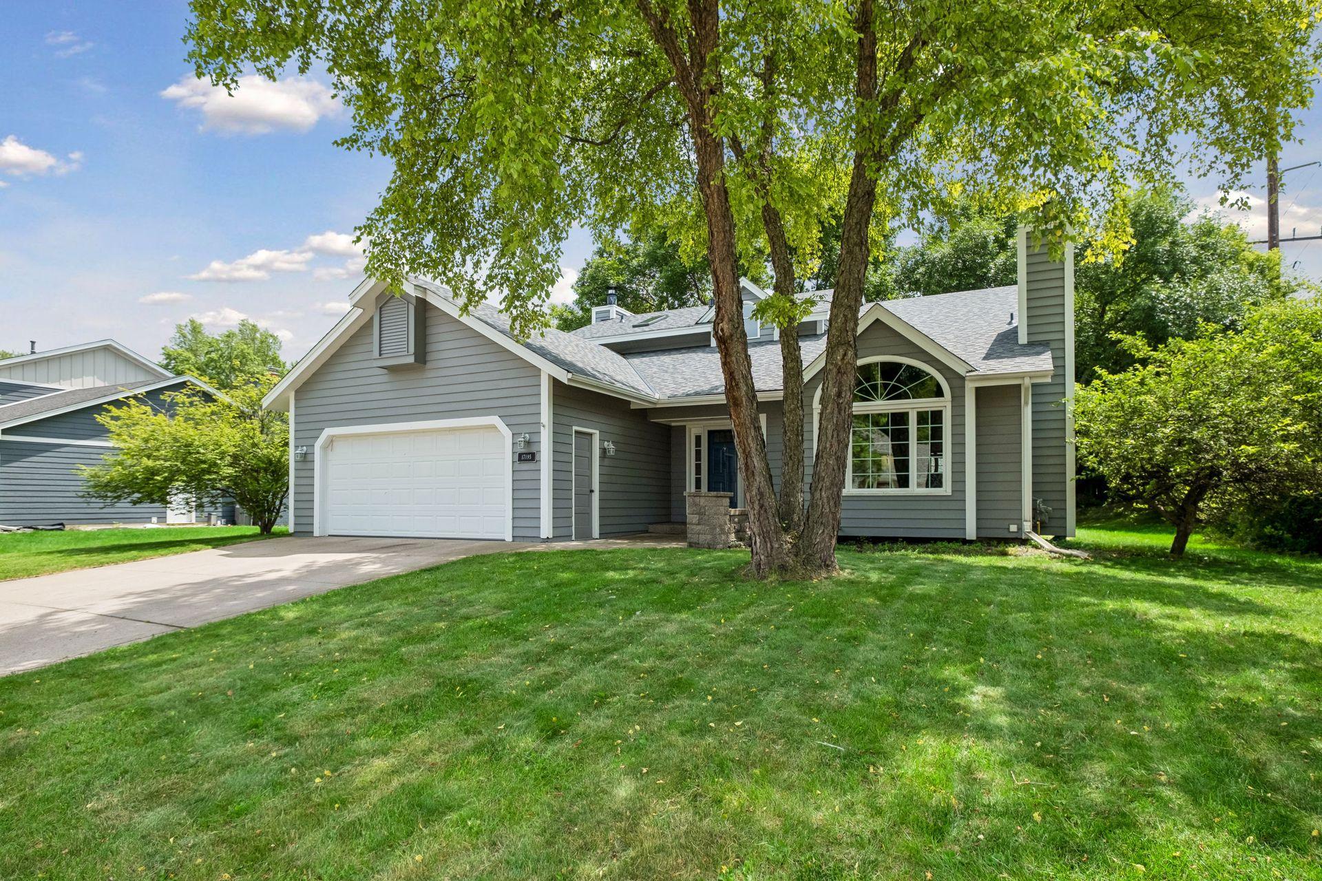 17195 Daniel Lane