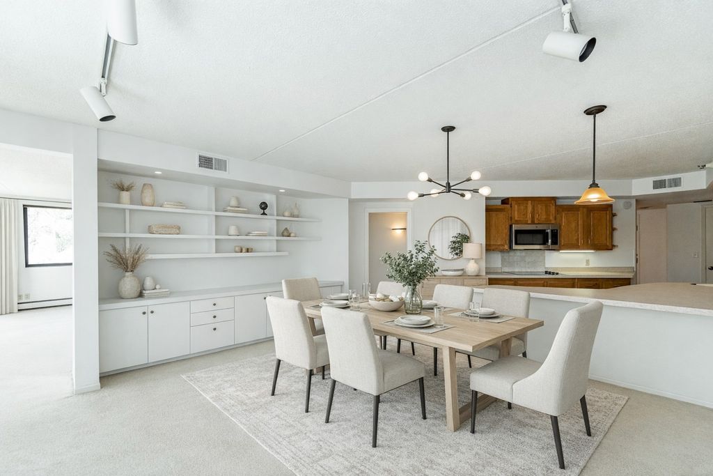 Photo of 600 4th Street SW #308, Rochester, MN 55902 (MLS # 6710178)