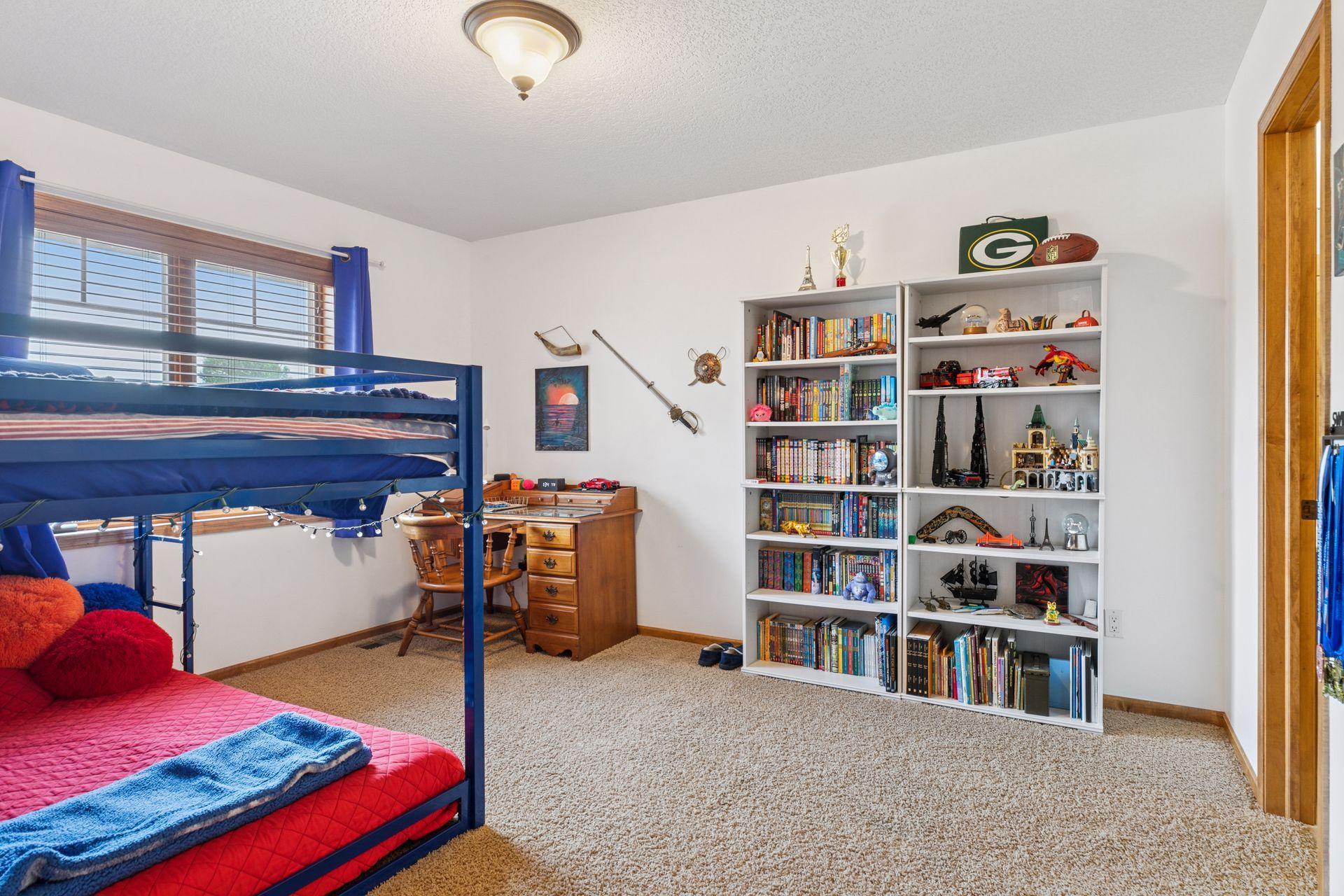 Woodbury, Minnesota 55129, United States, 5 Bedrooms Bedrooms, ,5 BathroomsBathrooms,Residential,Coming Soon,148151