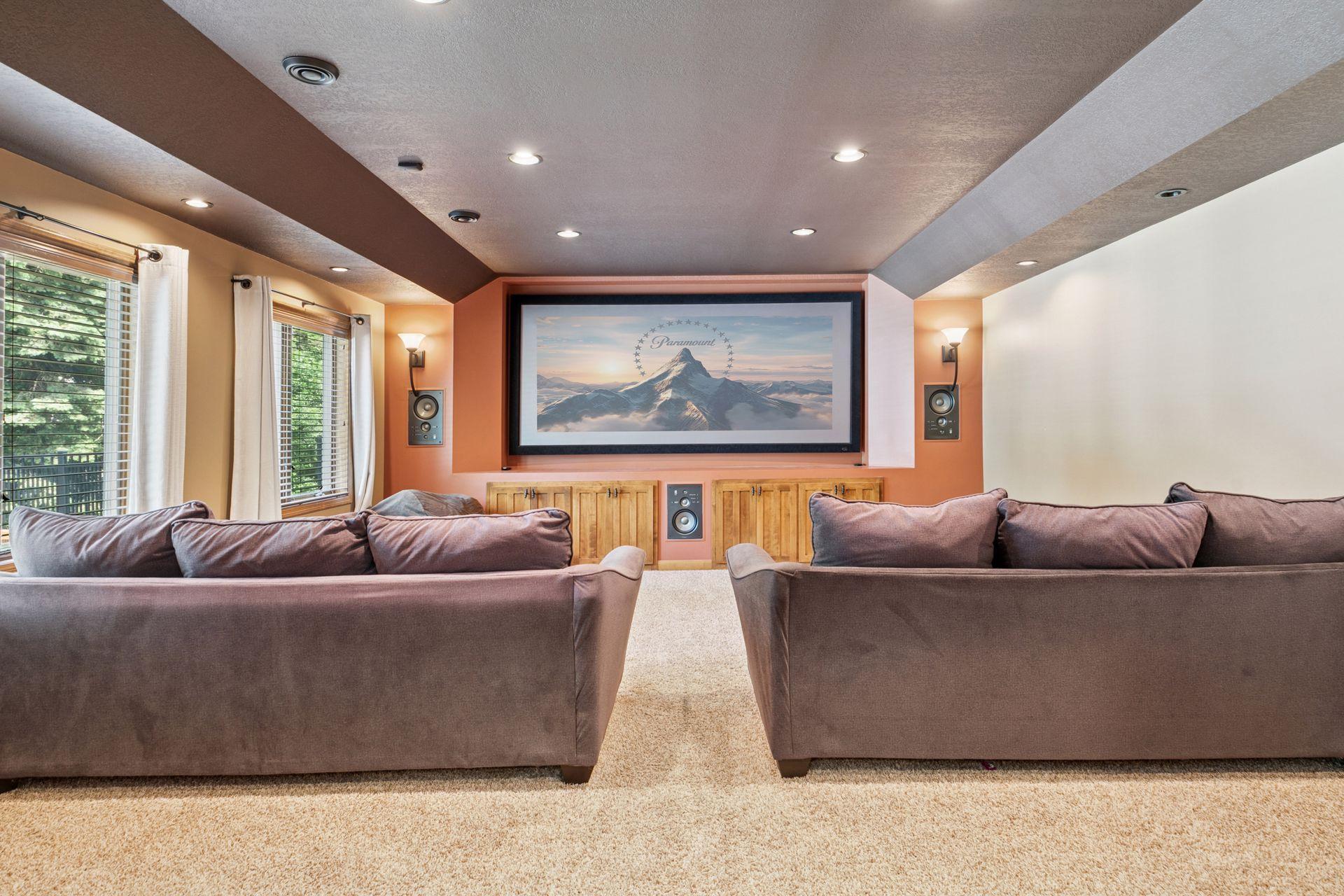 Woodbury, Minnesota 55129, United States, 5 Bedrooms Bedrooms, ,5 BathroomsBathrooms,Residential,Coming Soon,148151