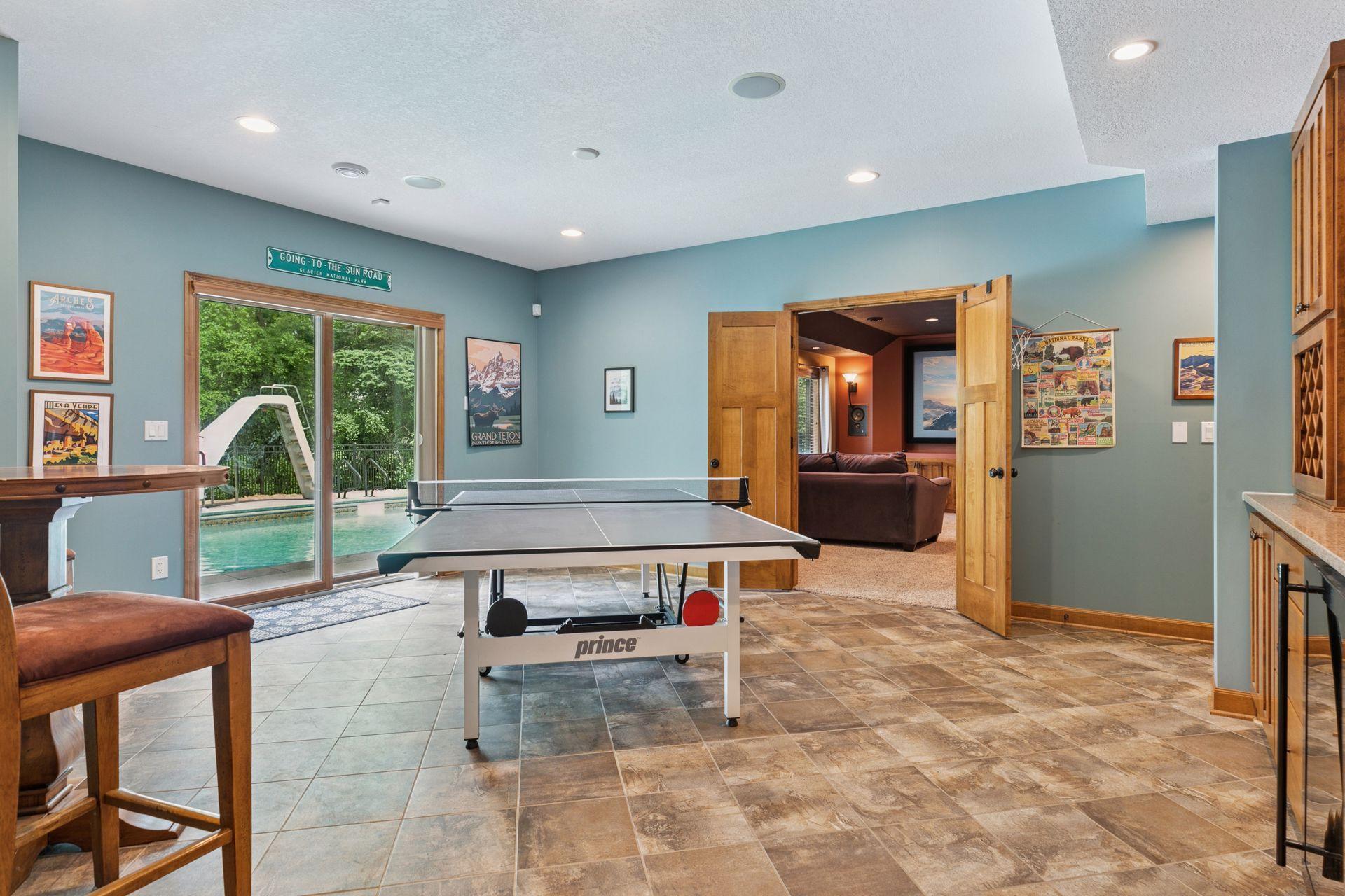 Woodbury, Minnesota 55129, United States, 5 Bedrooms Bedrooms, ,5 BathroomsBathrooms,Residential,Coming Soon,148151