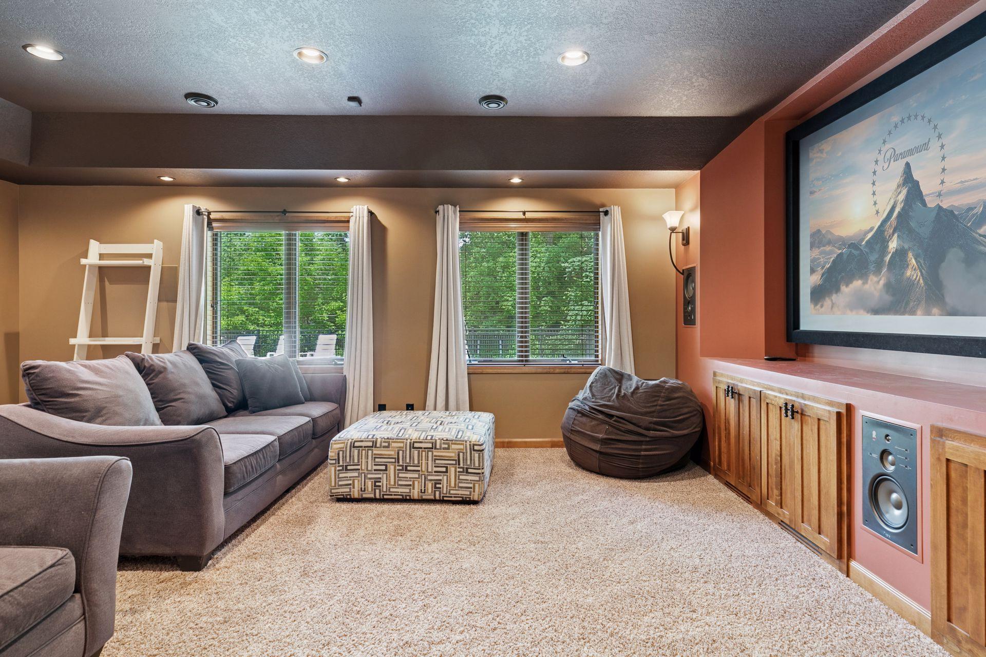 Woodbury, Minnesota 55129, United States, 5 Bedrooms Bedrooms, ,5 BathroomsBathrooms,Residential,Coming Soon,148151