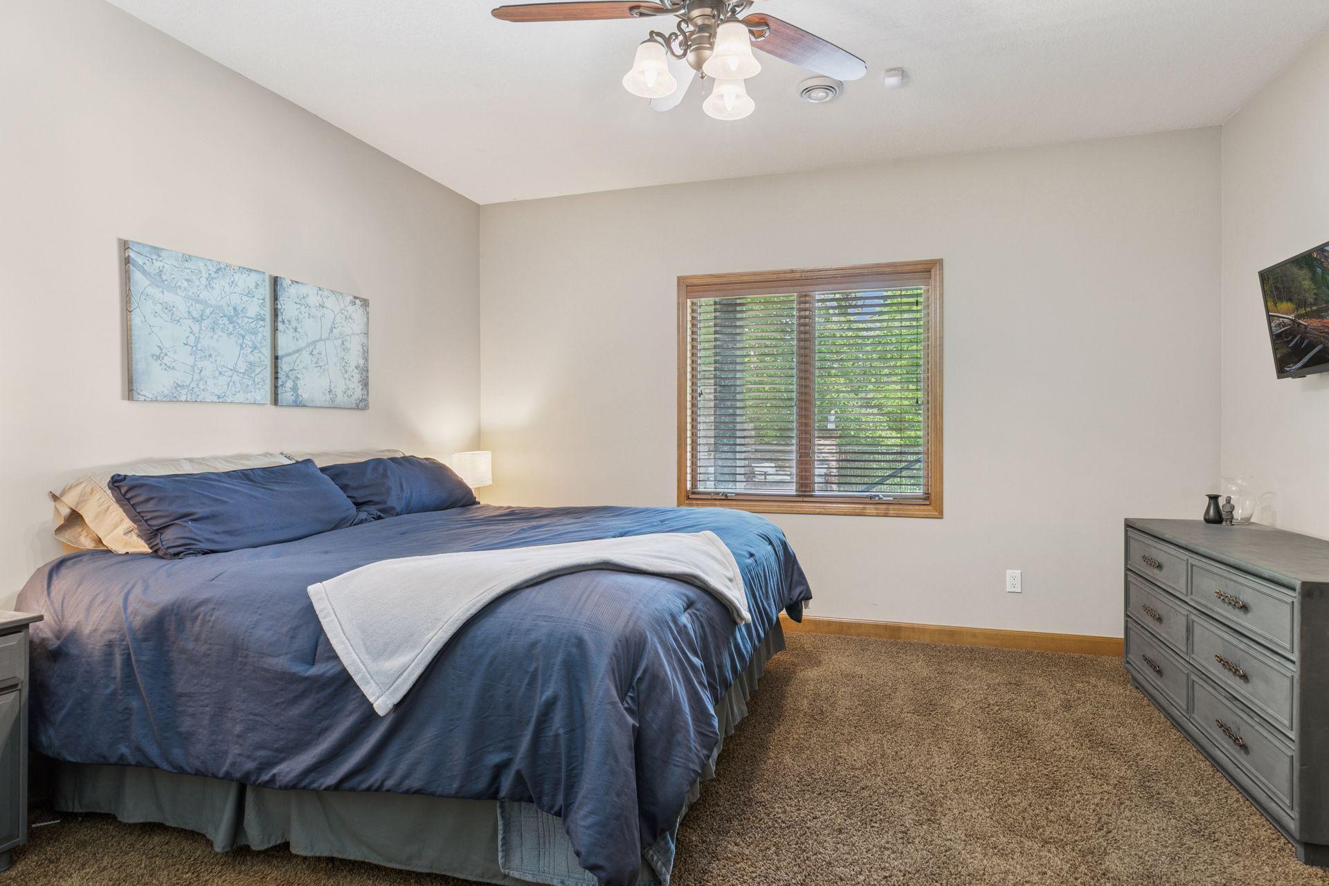 Woodbury, Minnesota 55129, United States, 5 Bedrooms Bedrooms, ,5 BathroomsBathrooms,Residential,Coming Soon,148151