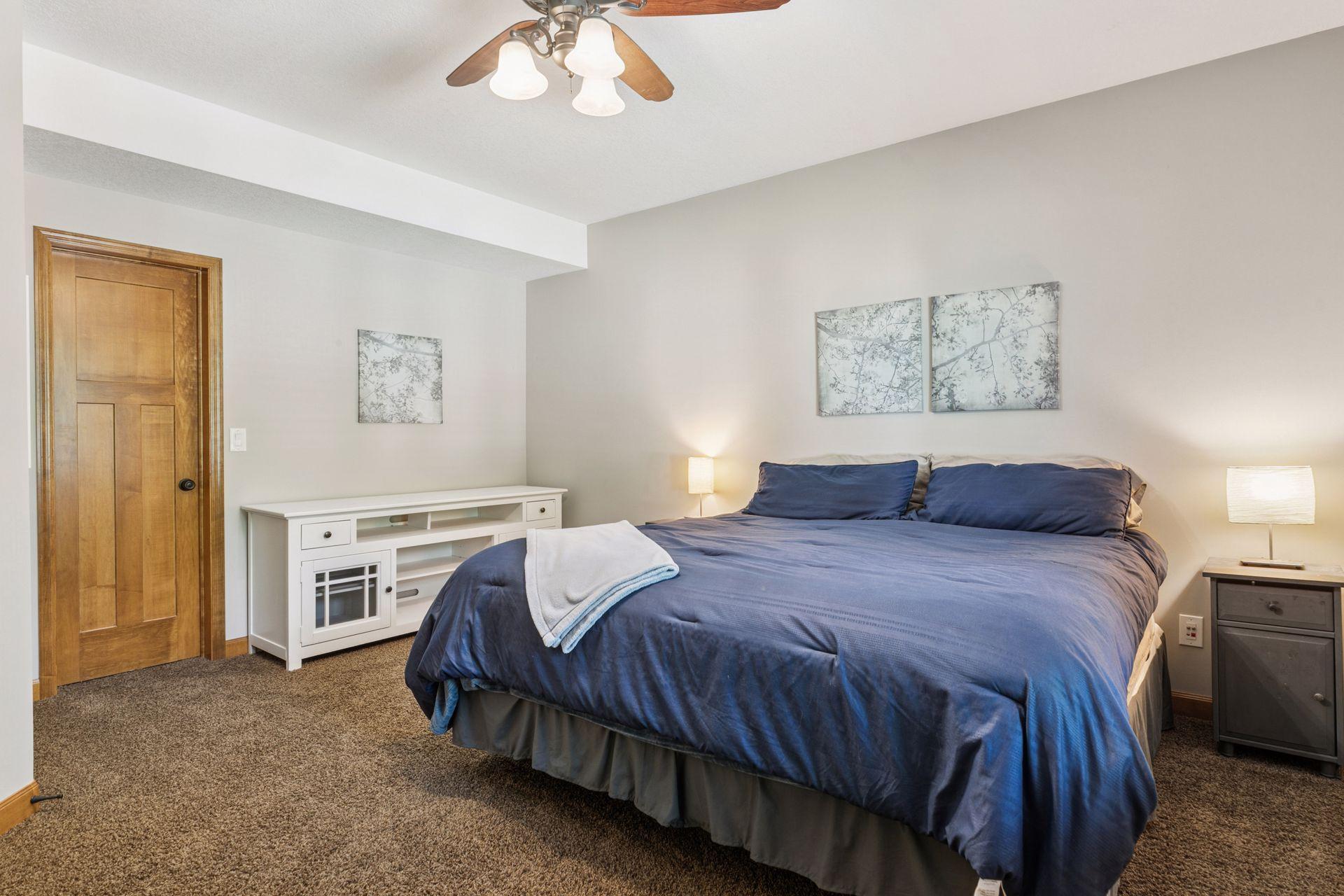 Woodbury, Minnesota 55129, United States, 5 Bedrooms Bedrooms, ,5 BathroomsBathrooms,Residential,Coming Soon,148151