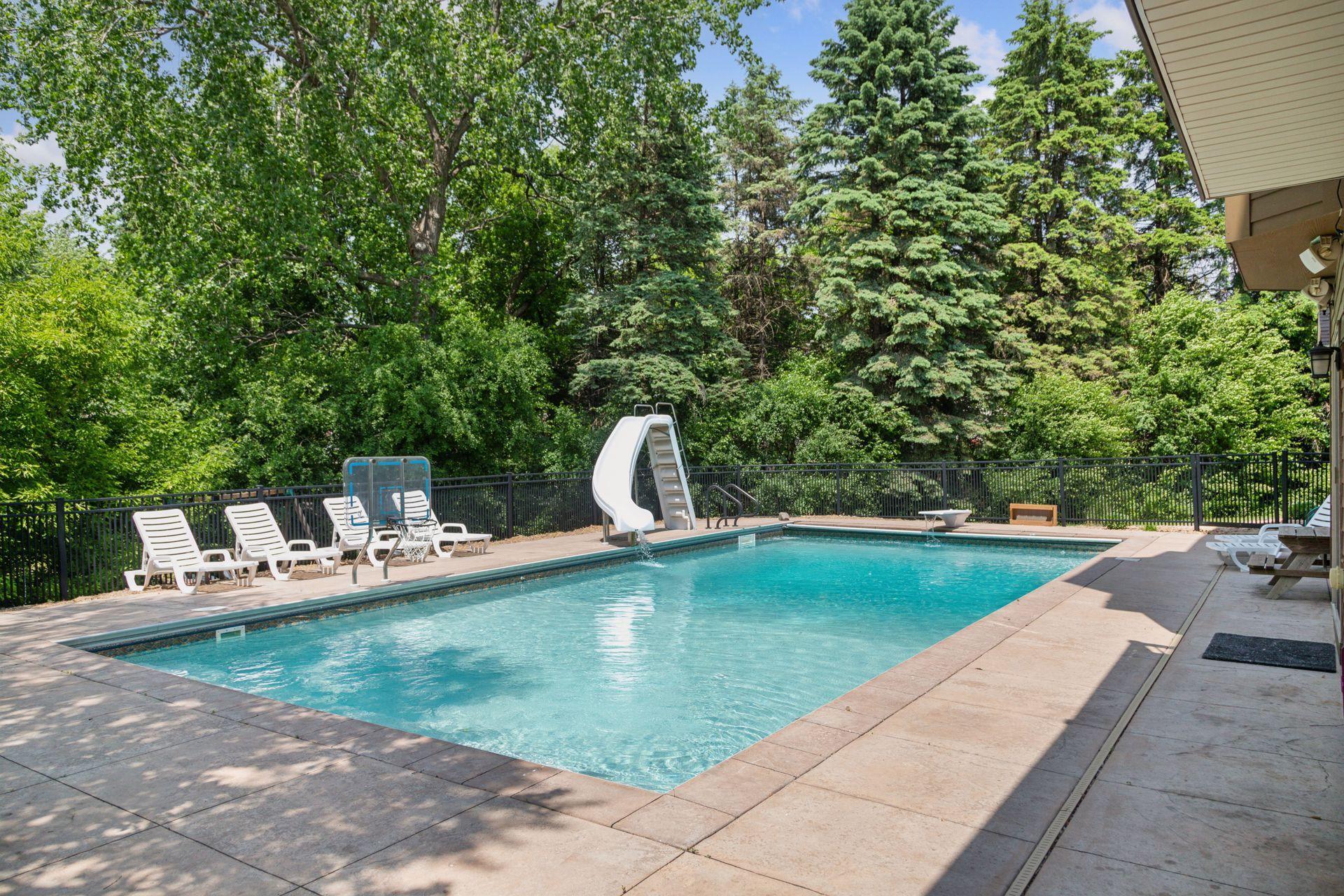 Woodbury, Minnesota 55129, United States, 5 Bedrooms Bedrooms, ,5 BathroomsBathrooms,Residential,Coming Soon,148151