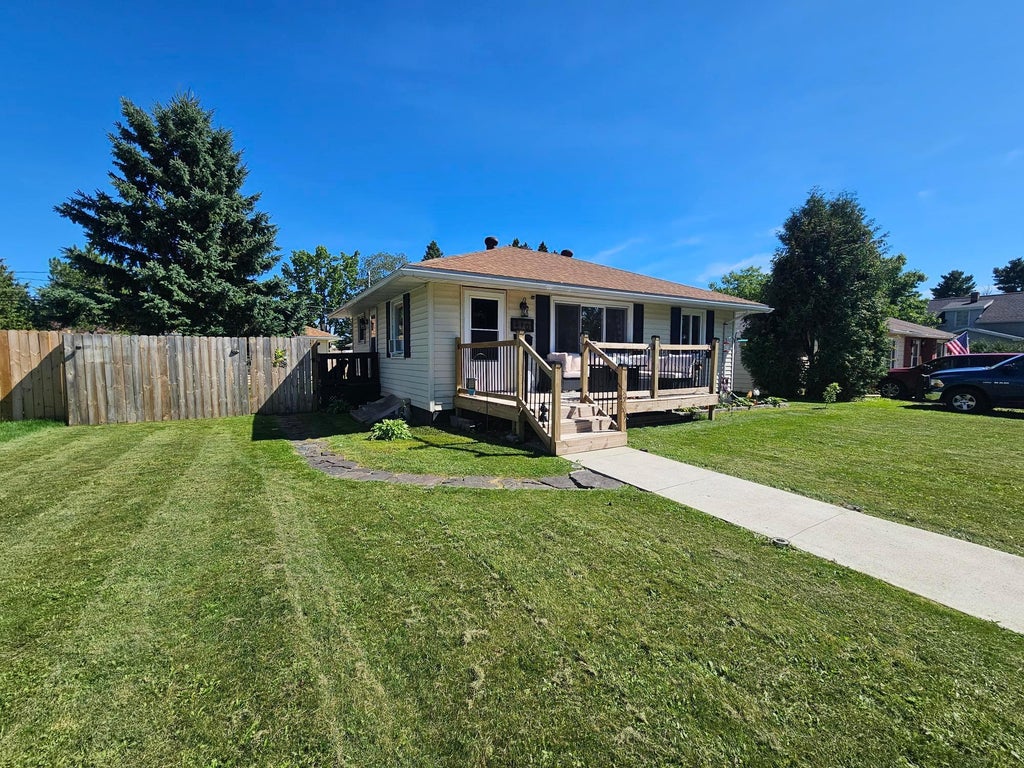 Photo of 210 S 2nd Street W, Aurora, MN 55705 (MLS # 7161953)
