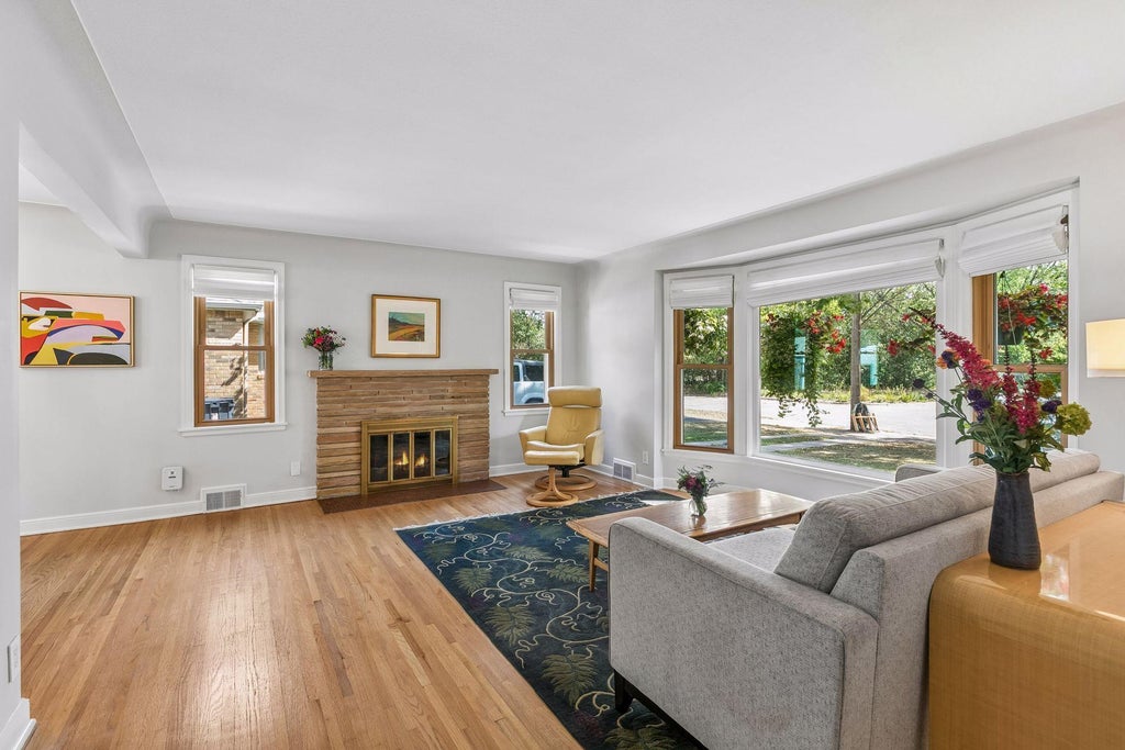 Photo of 808 W 57th Street, Minneapolis, MN 55419 (MLS # 7132692)