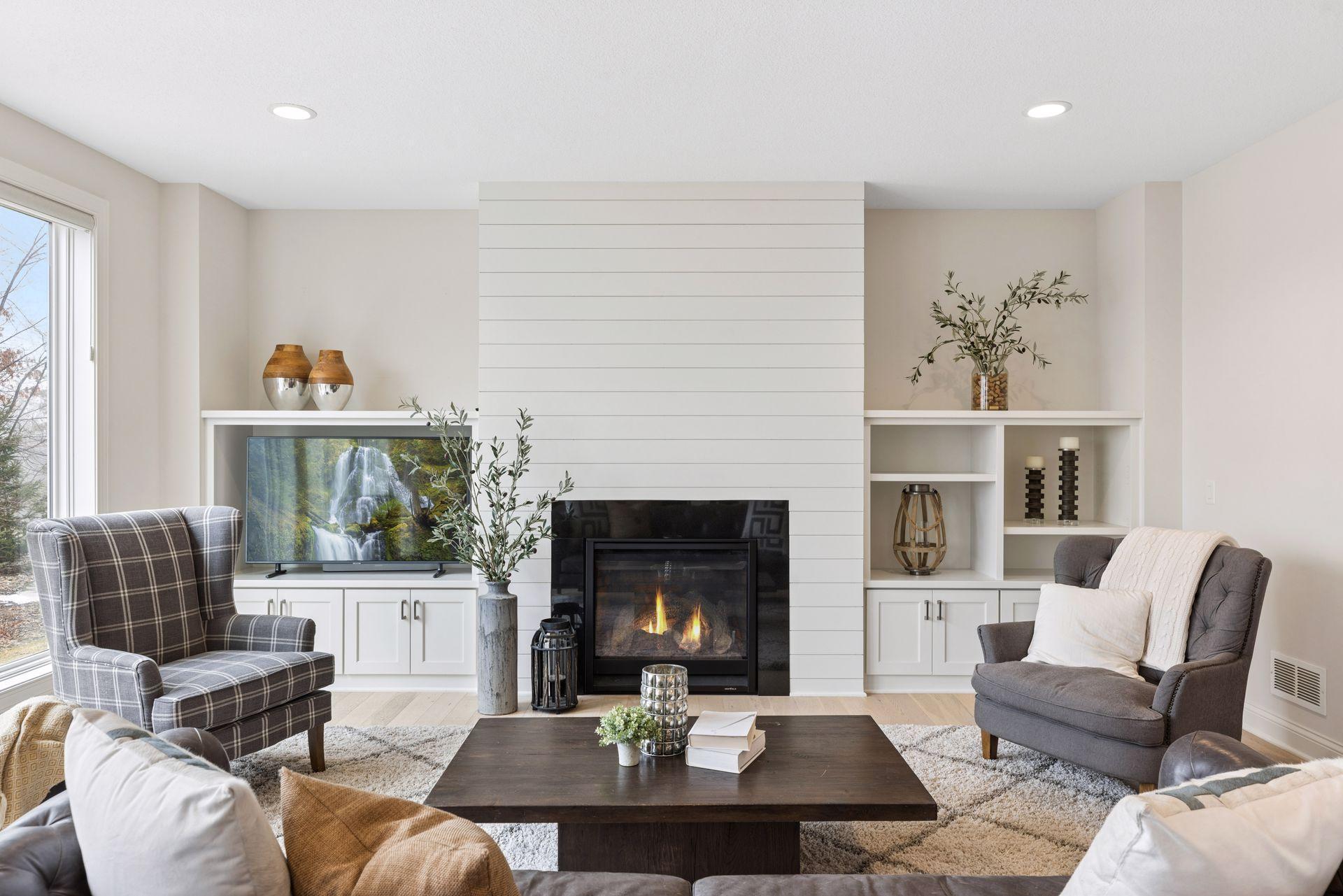 7500 Walnut Grove Lane N