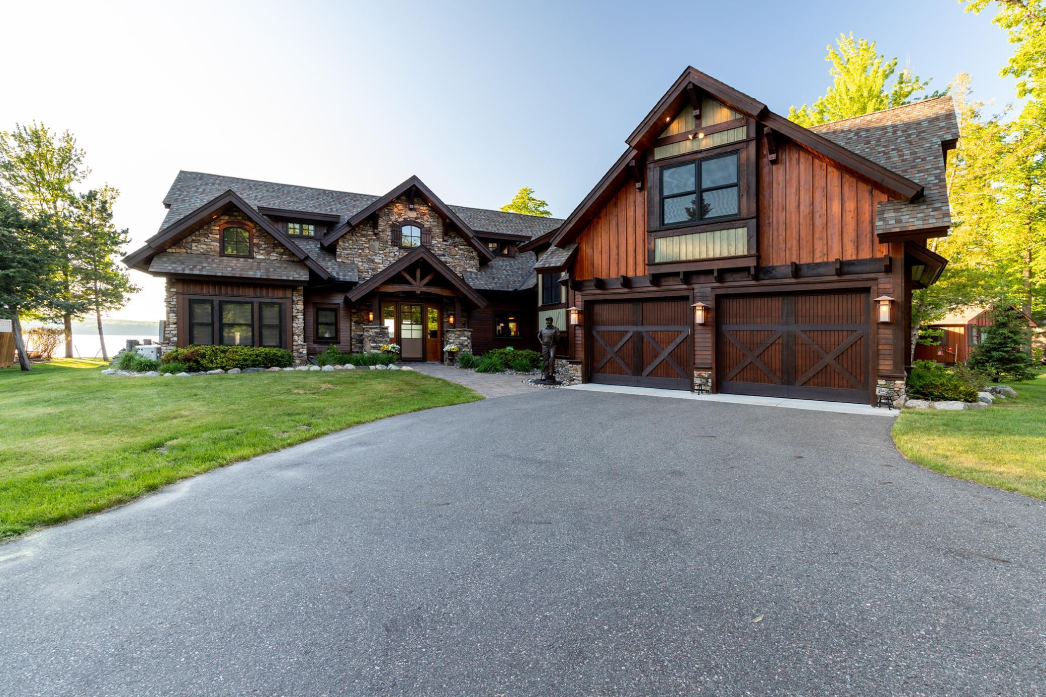 1156 Green Gables Road