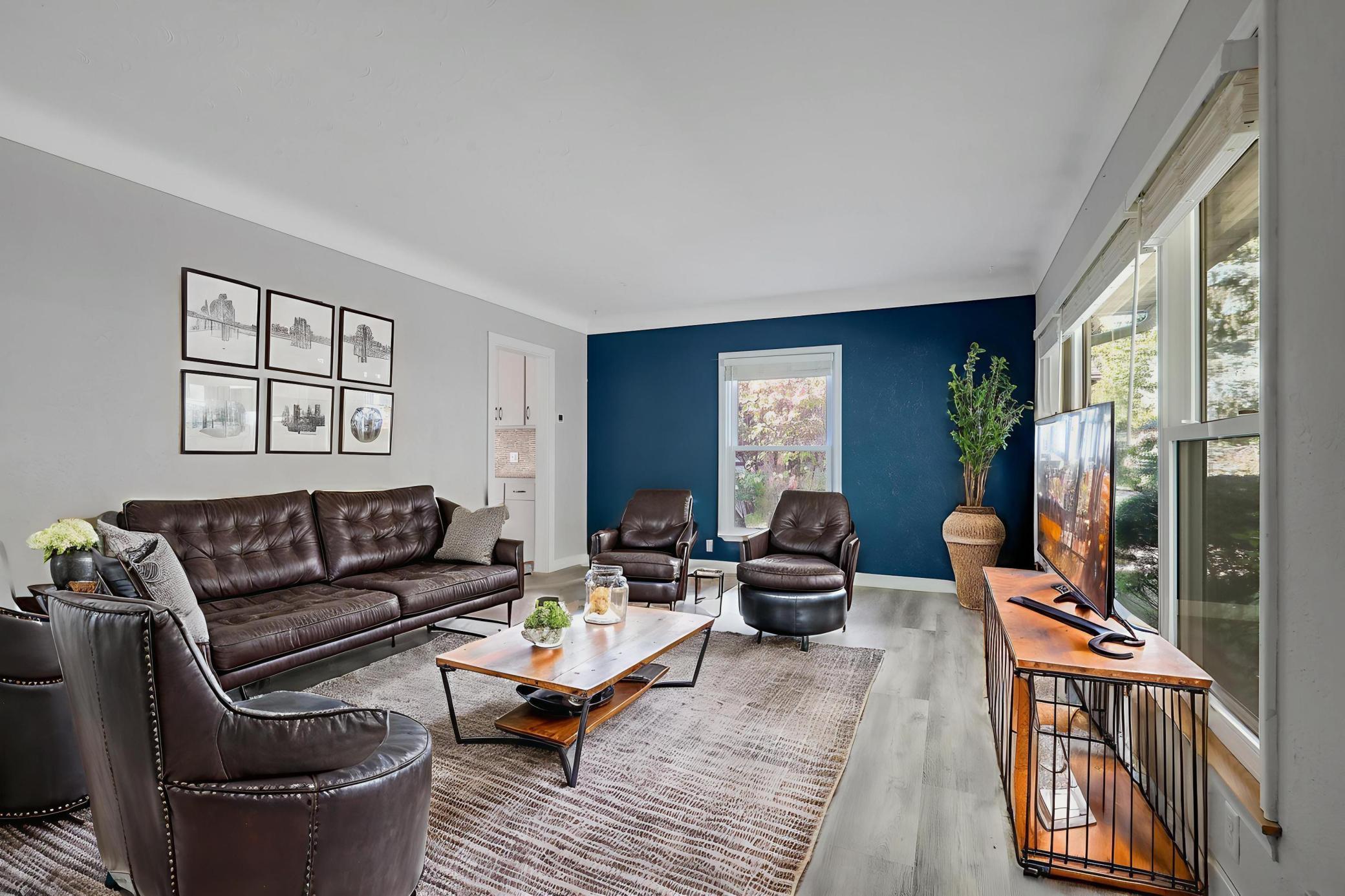 1180 Skillman Avenue W