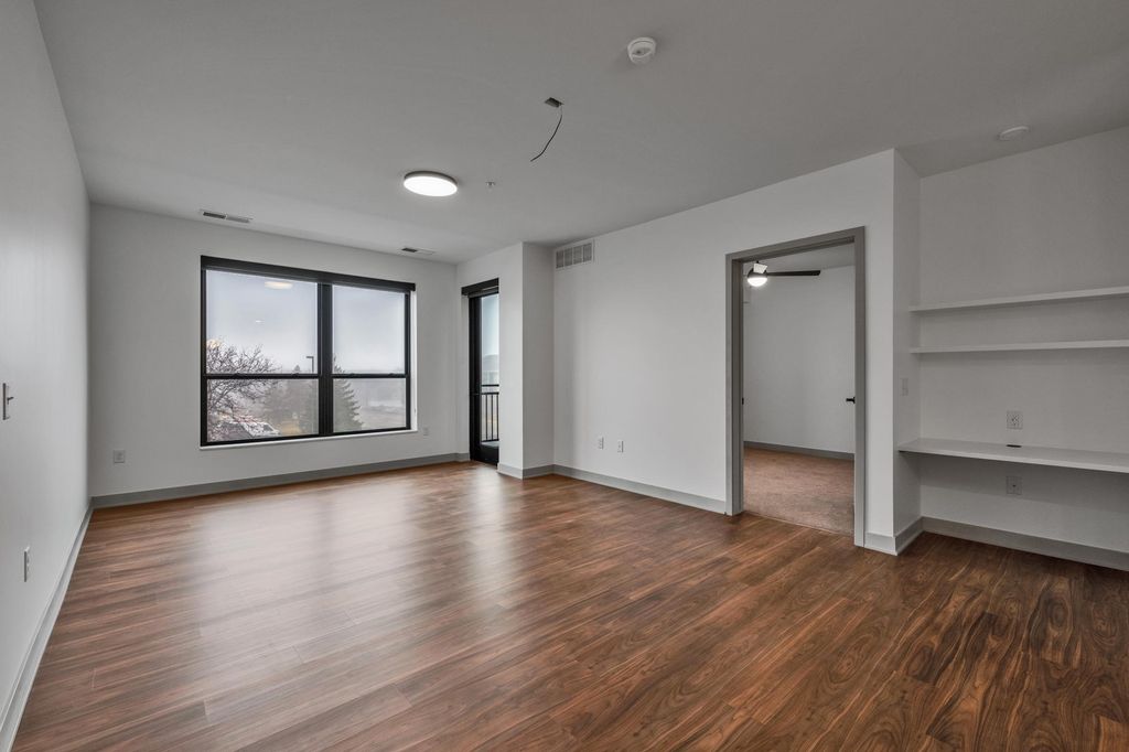 Photo of 640 Wisconsin Avenue N #309, Golden Valley, MN 55427 (MLS # 7038151)