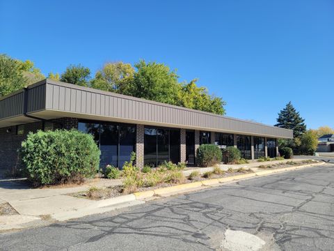 Photo of 310 W West College Drive, Marshall, MN 56258 (MLS # 6626831)