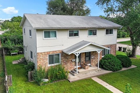 515 Shadyside Circle Hopkins MN 55343