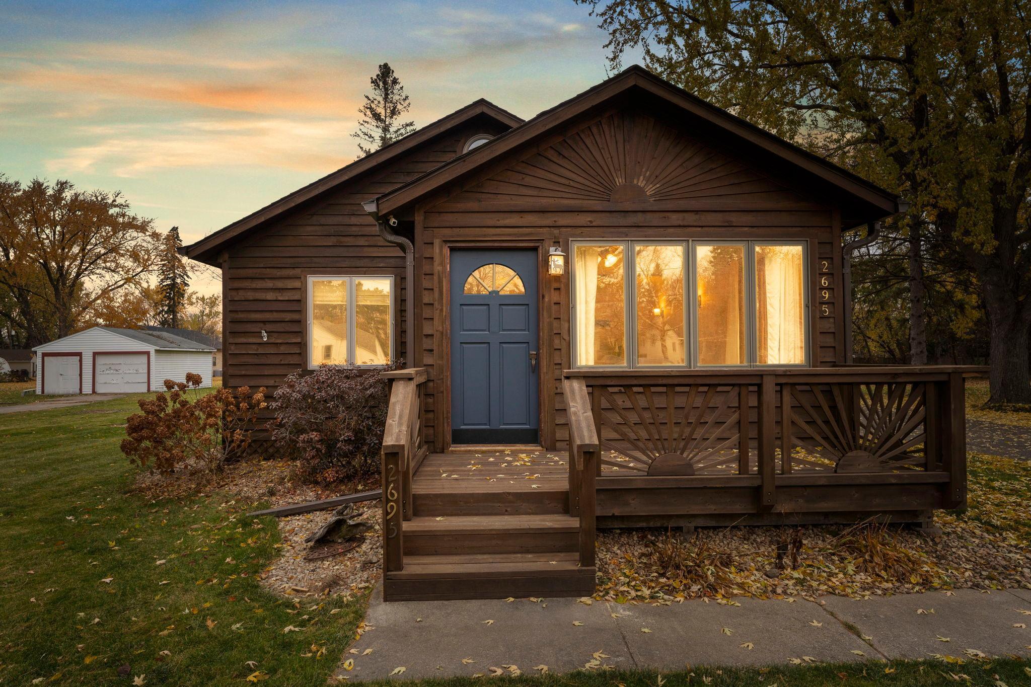 2695 Harvester Avenue E