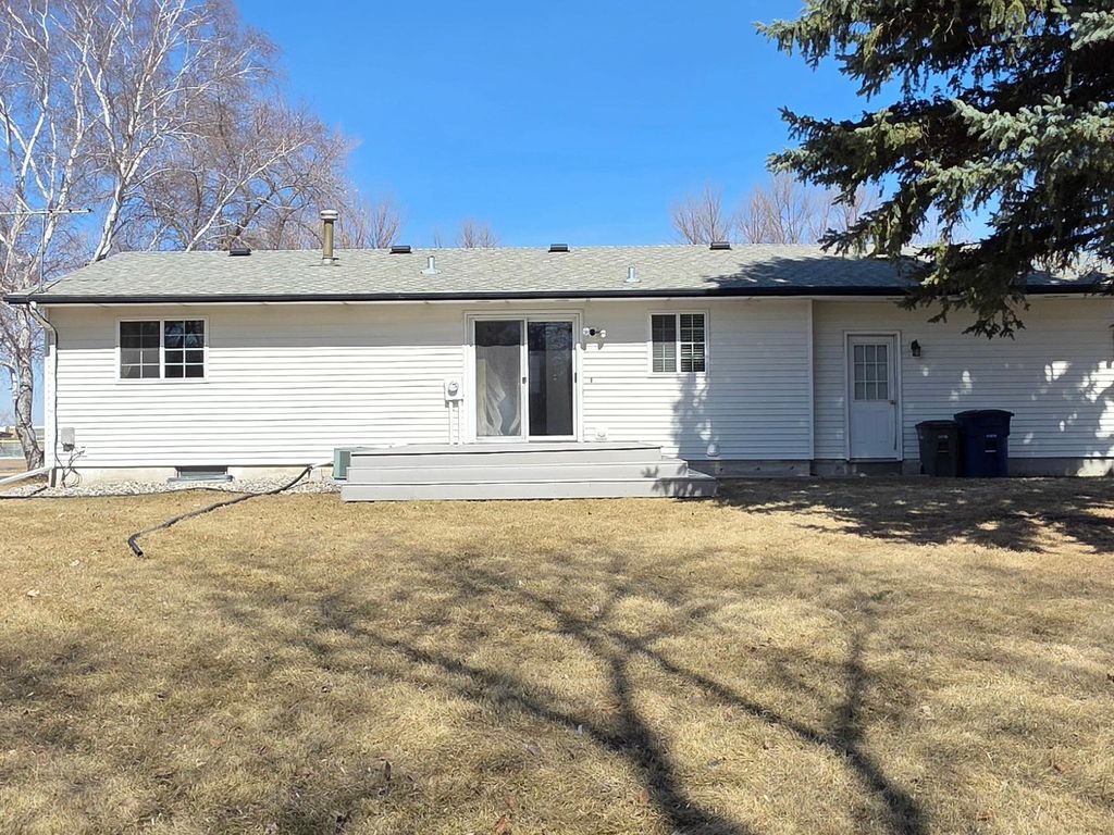 Photo of 2713 4th Avenue S, Moorhead, MN 56560 (MLS # 7044776)