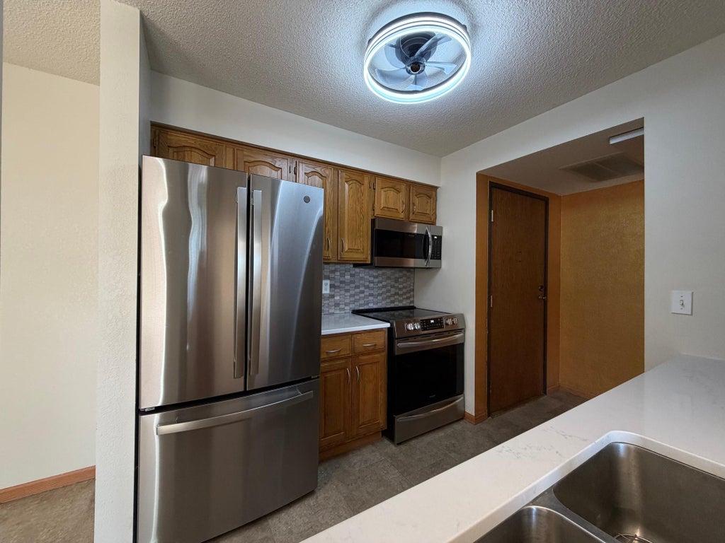 Photo of 1801 Becker Avenue SE #306, Willmar, MN 56201 (MLS # 7145272)