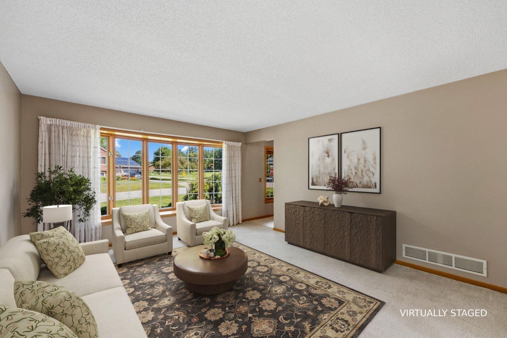 Photo of 8020 Hidden Court, Chanhassen, MN 55317 (MLS # 7114655)