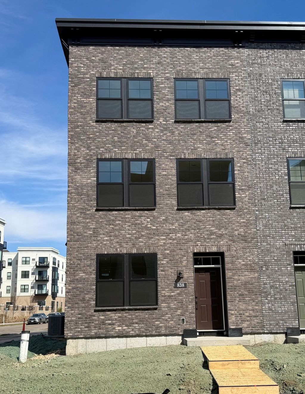 Photo of 838 Woodlawn Avenue, Saint Paul, MN 55116 (MLS # 7062231)