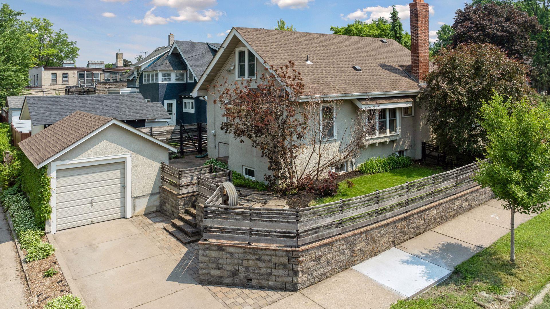 720 W 40th Street