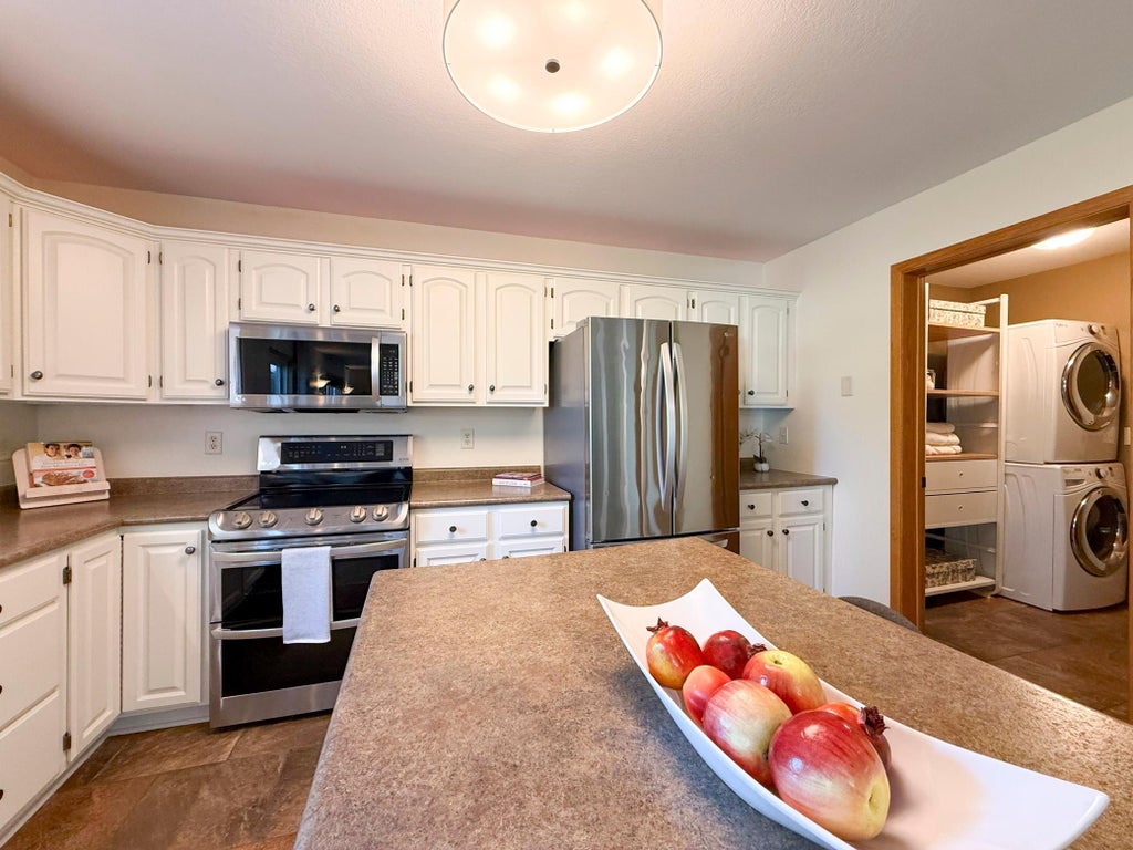 Photo of 411 Waterview Lane NW, Rochester, MN 55901 (MLS # 7106766)
