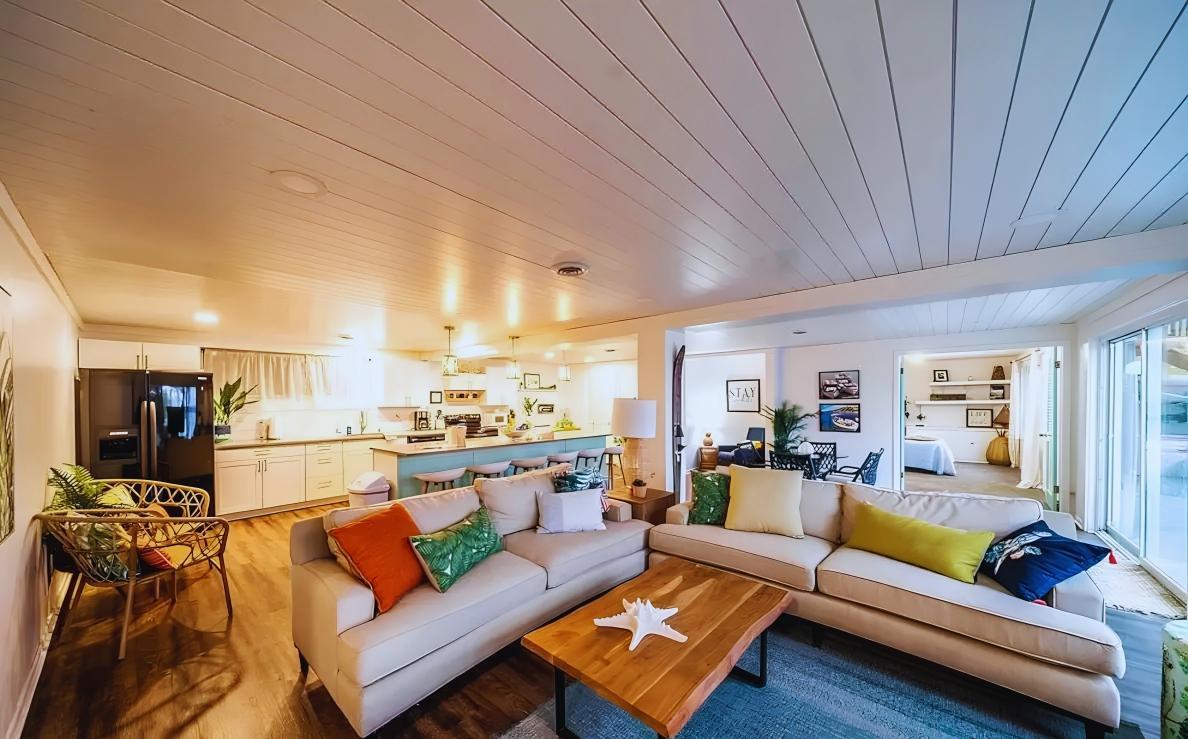 1108 W Lake Drive