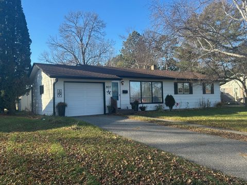 807 Willow Lane Grand Rapids MN 55744