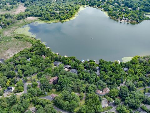 6620 X Horseshoe Curve Chanhassen MN 55317