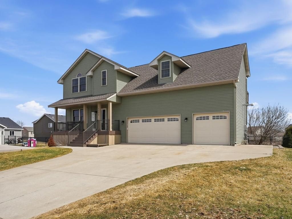 Photo of 1508 Morning Glory Avenue, Sartell, MN 56377 (MLS # 7038553)