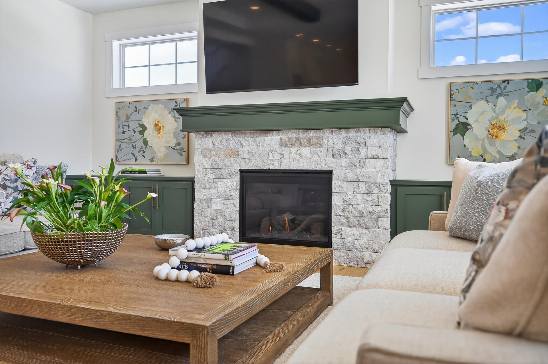 5690 Zanzibar Lane N