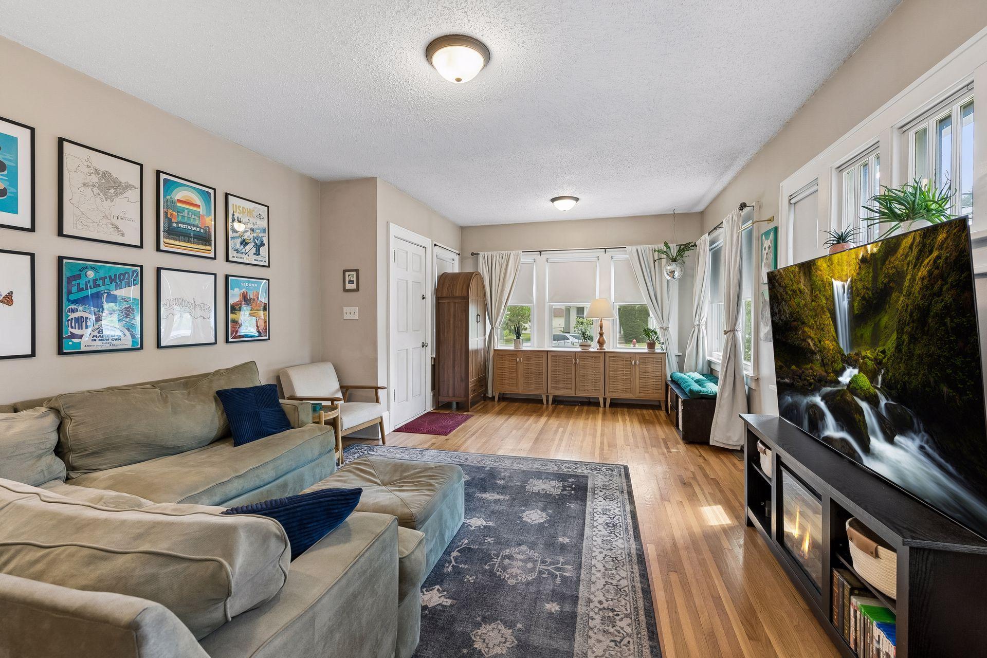 2500 E 42nd Street