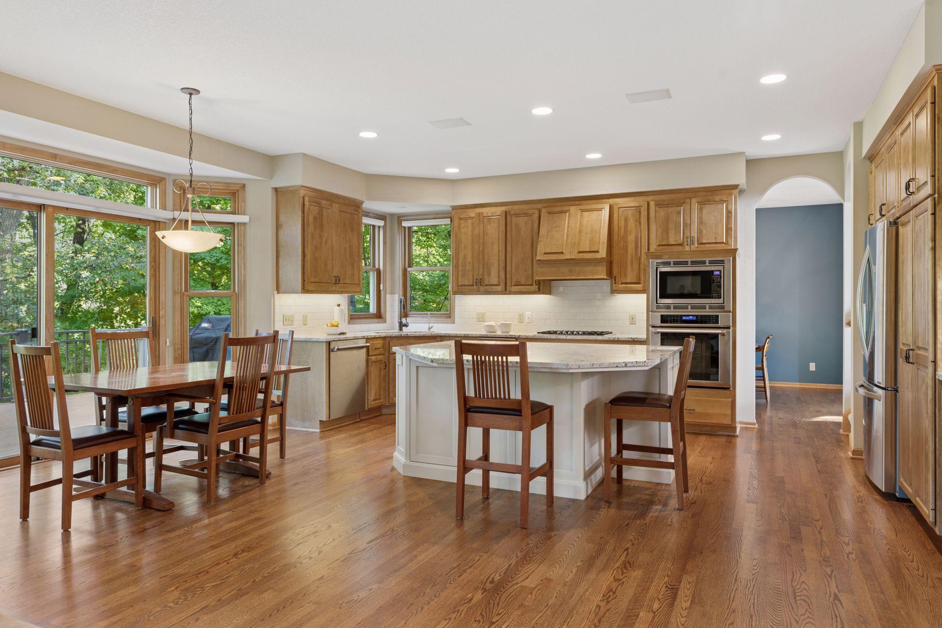 4620 Medina Lake Drive