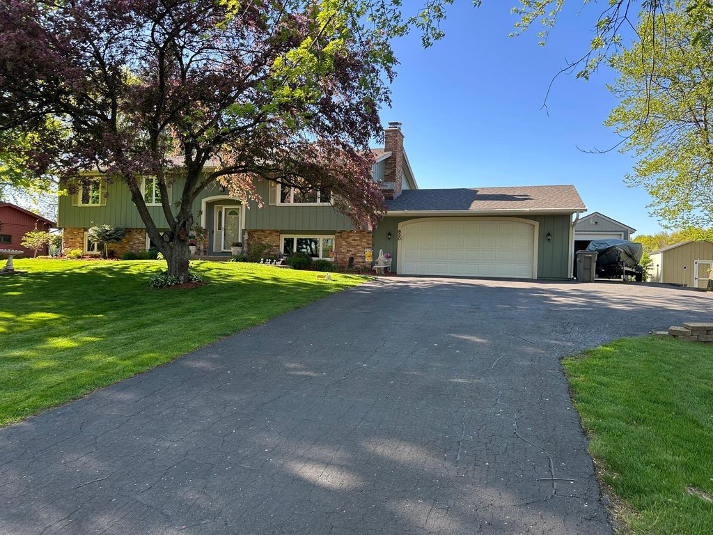 Photo of 630 Tyrol Lane, Shakopee, MN 55379 (MLS # 7073998)