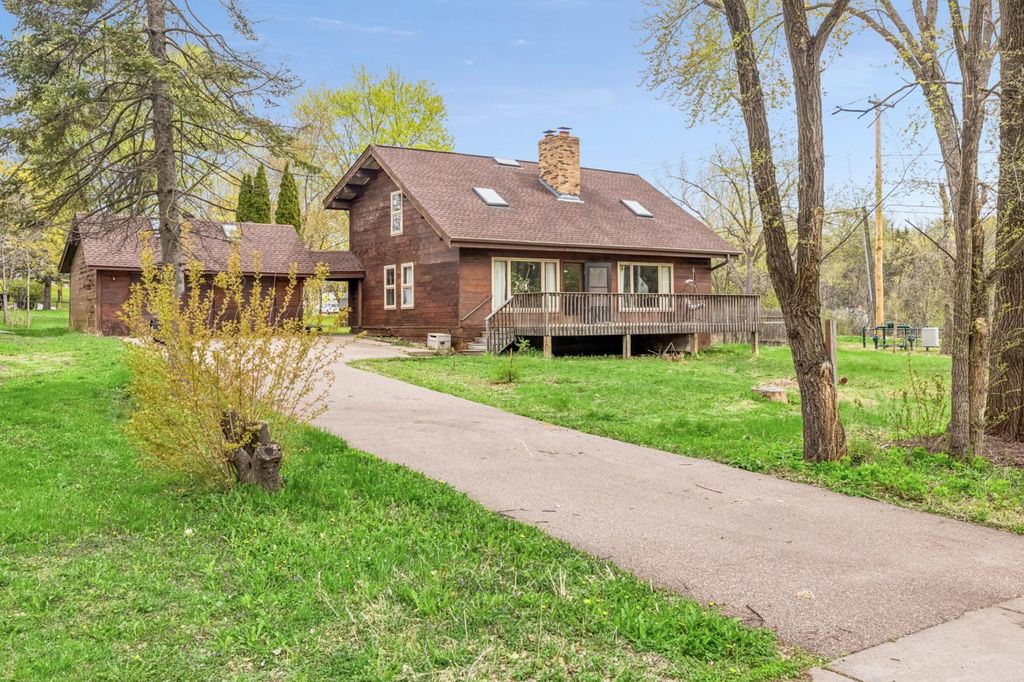 Photo of 579 County Road B E, Maplewood, MN 55117 (MLS # 7047025)