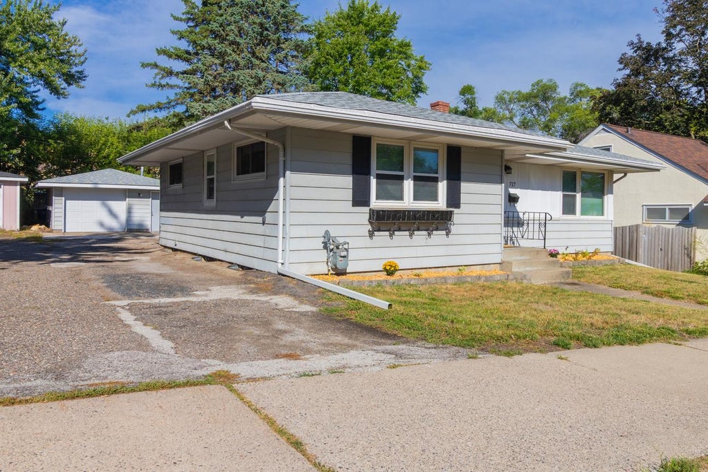 Photo of 717 Hall Avenue, Saint Paul, MN 55107 (MLS # 7126592)
