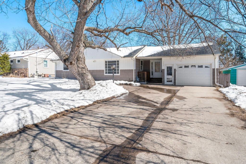 Photo of 7433 12th Avenue S, Richfield, MN 55423 (MLS # 6826538)