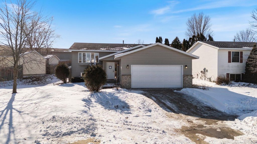 Photo of 4834 10th Street NW, Rochester, MN 55901 (MLS # 7012234)