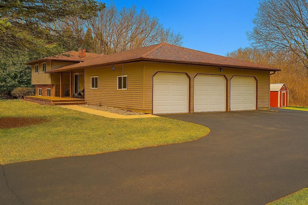 Photo of 26184 615th Street, Mantorville, MN 55955 (MLS # 7053292)