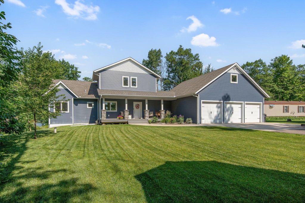 Photo of 18465 N Lake Lane, Pine City, MN 55063 (MLS # 7012472)